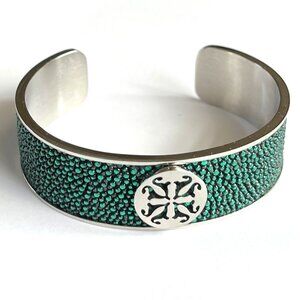 Rustic Cuff Lori Green & Stainless Stingray Logo Bracelet